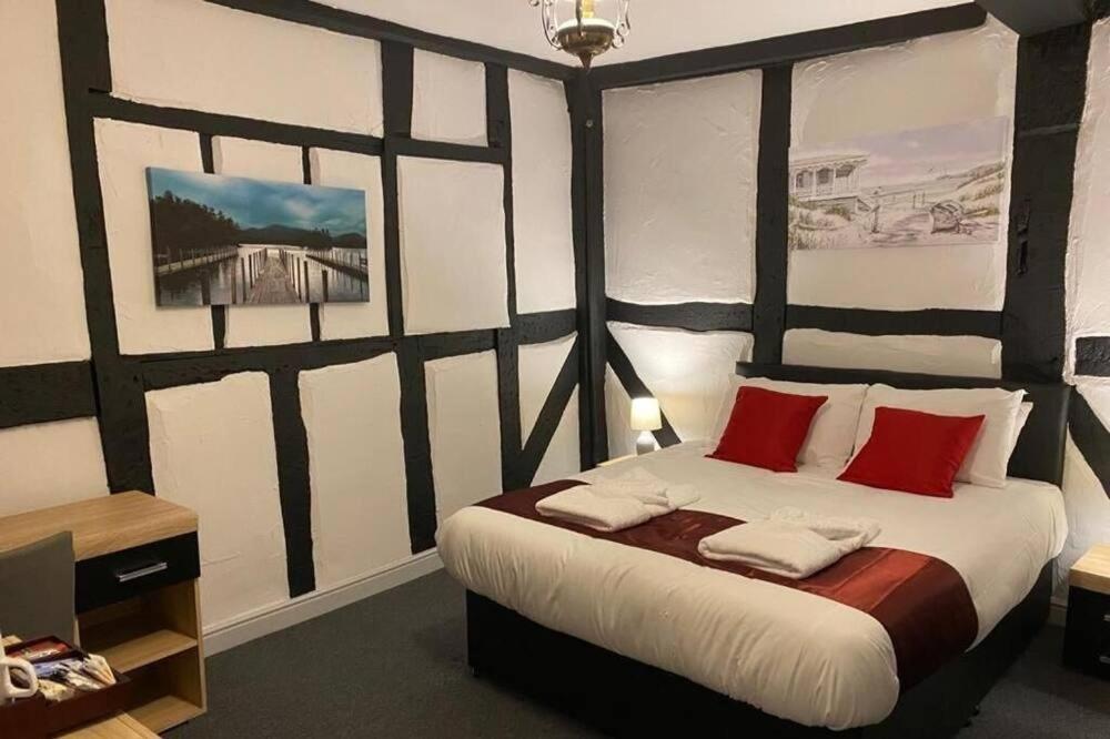 The Bugle Hotel Titchfield Esterno foto
